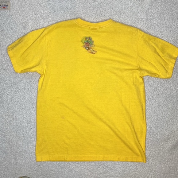 Vintage Northern Reflection Garden Scene T-Shirt: Size Medium - Picture 4 of 7